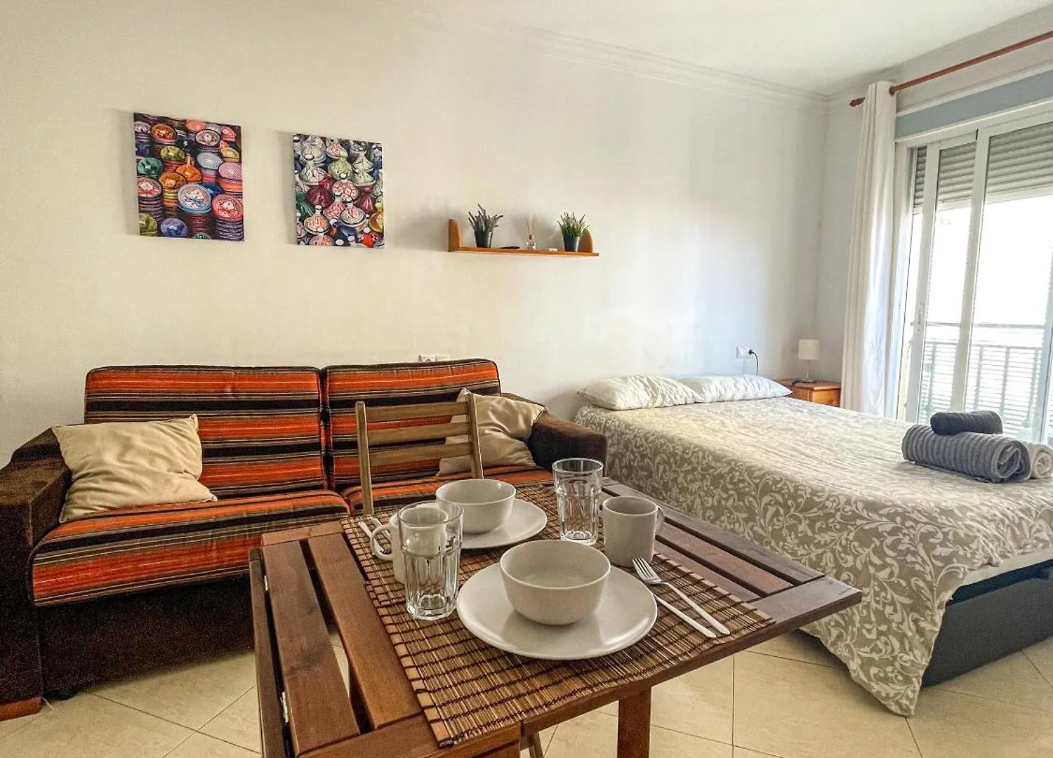 Couples Nest In Malaga! Apartment